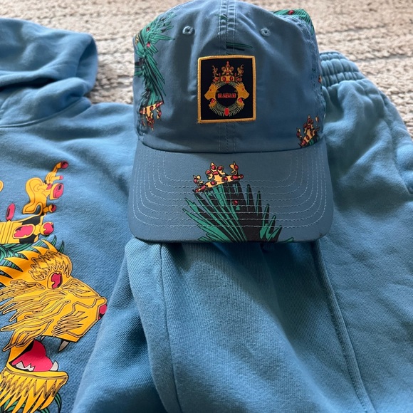 Nike LeBron James Strive for Greatness Set Boys M - Picture 5 of 14